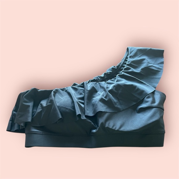 Meet.Curve Other - Meet.Curve Ruffled One-Shoulder Swim Top Black (NWT)